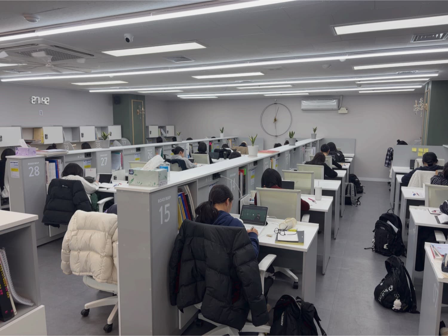 로드맵 고2.고3 전용관 시설 4